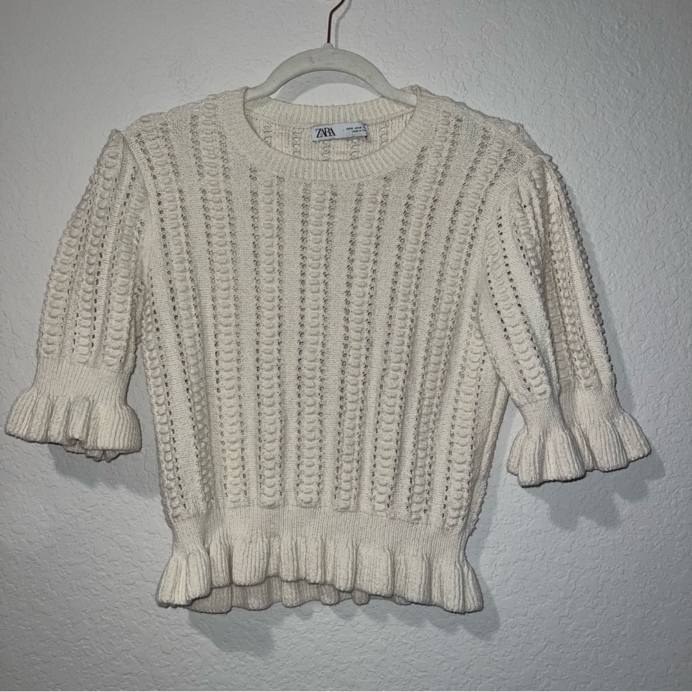 Zara short sleeve textured crotchet knit top - Picture 2 of 5